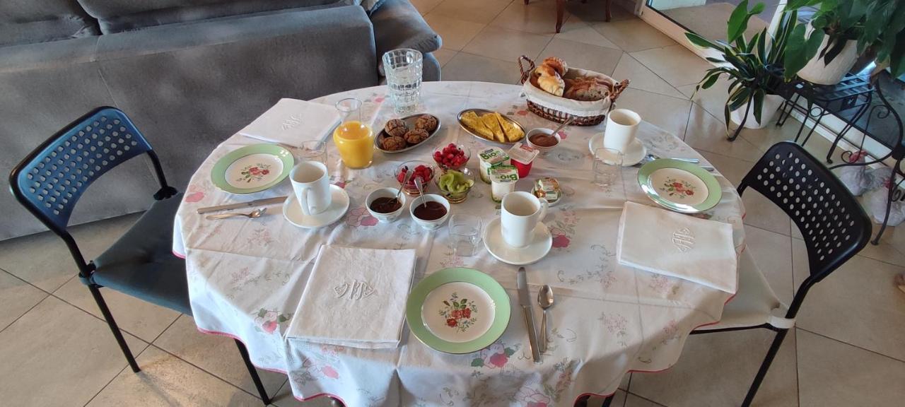 Les Hauts De Grazac, Chambres Et Tables D'Hotes Grazac  Екстер'єр фото